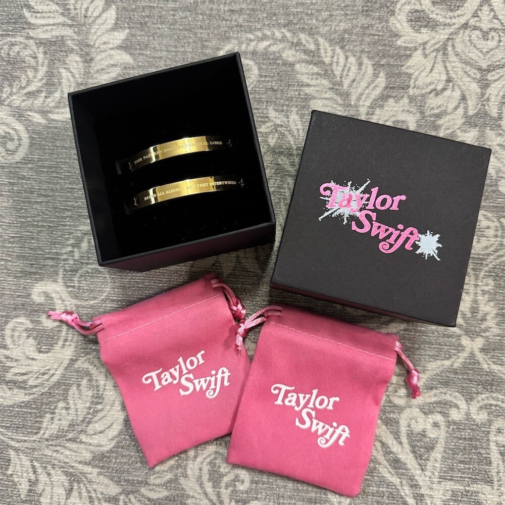 Taylor Swift Lover Stars All Aligned BFF Lyric Cuff Bracelet Set 2 Box